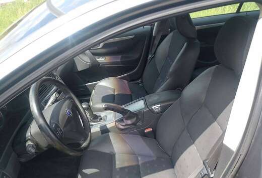 Volvo S60 2.4i 20v Classic