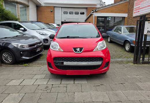 Peugeot 107 1.0i Trendy