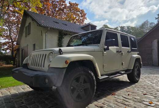 Jeep Wrangler Unlimited 2.8 CRD DPF Automatik Sahara