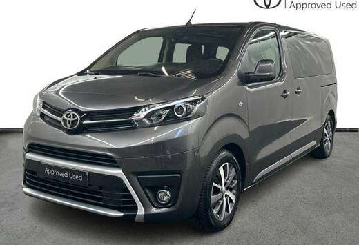 Toyota VERSO VIP MWB FULL AT