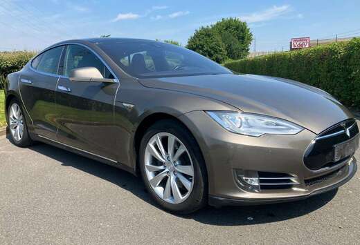 Tesla Model S 70