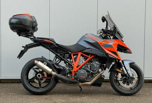 / Tech-Pack / Handverw. /2025 - 9500km