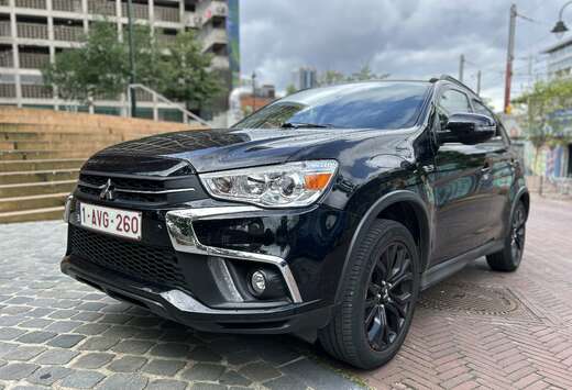 Mitsubishi 1.6i 2WD Blackline