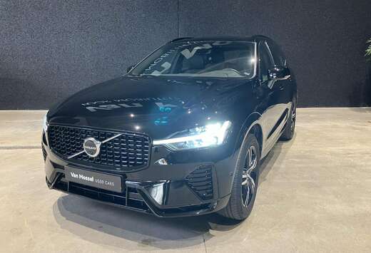 Volvo B4 R-Design PANO. Dak  H & K Sound  360 CAM.  A