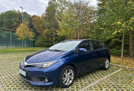 Toyota Auris 1.2 Turbo Dynamic Cruise Camera Clim Boi ...