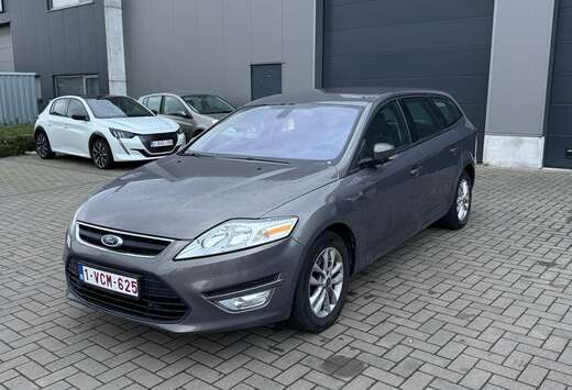 Ford 2.0i / Airco / Parkeersensoren / Cruise control