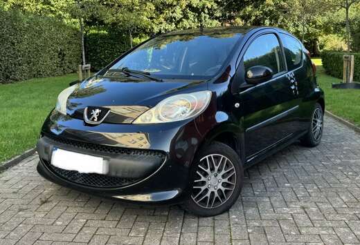Toyota TRÈS BELLE 107 ! * NEW EMBRAYAGE ! ESSENCE � ...