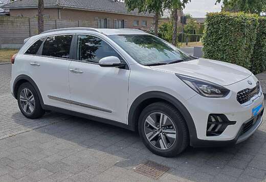 Kia Niro PHEV 1.6 GDi Sense DCT