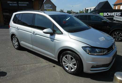 Volkswagen TOURAN 1.2 BENZ EURO 6* TOP CONDITIE +5 PL ...