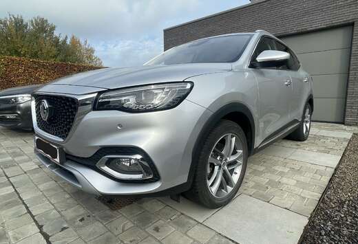 MG EHS PHEV Luxury