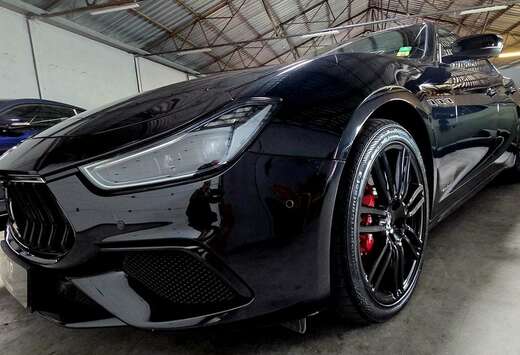 Maserati Ghibli 3.0 V6 Bi-Turbo 430 S Q4 GranSport