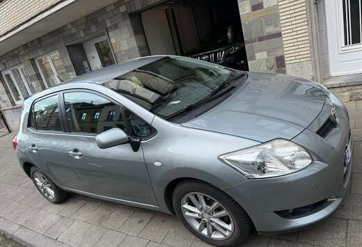 Toyota 1.6VVTI AUTOMATIQUE 56000KM NEUF GARANTIE CT