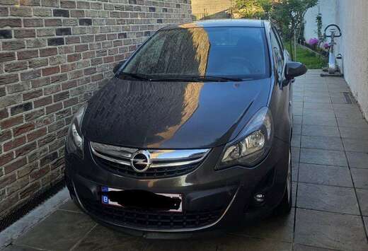 Opel Corsa 1.2i XE 16v Edition Kim Clijsters