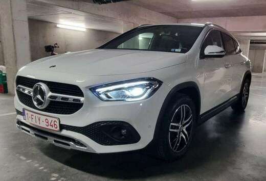 Mercedes-Benz Luxury Line