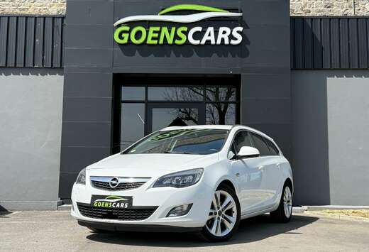 Opel Astra Sports Tourer 1.7CDTi CRUISE,CLIM,GPS…