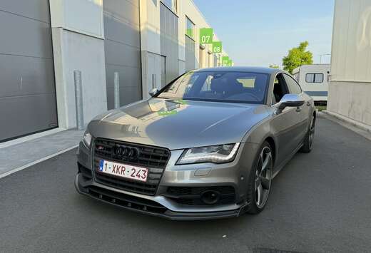 Audi Sportback 4.0 V8 TFSI Quattro S tronic