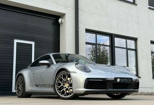 Porsche Carrera 4