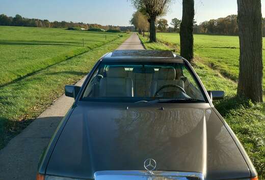 Mercedes-Benz 230 CE