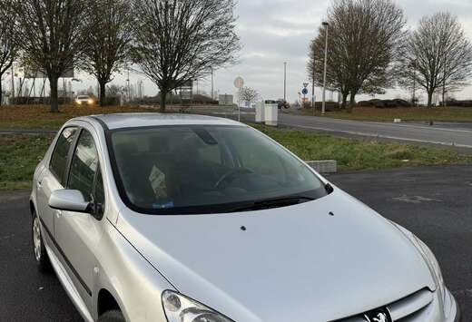 Peugeot 1.6i *Boite Automatique