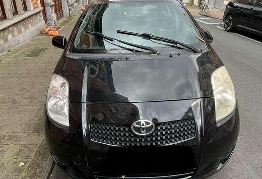 Toyota 1.3i VVT-i 16v Linea Luna