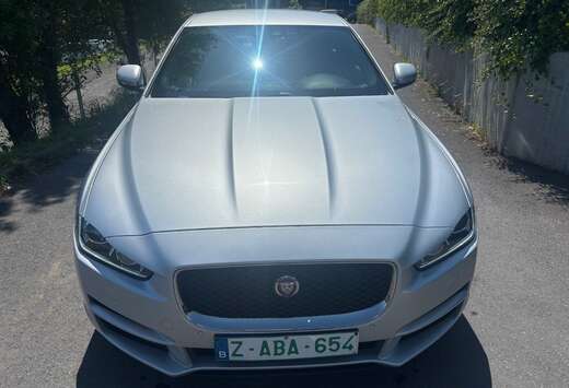 Jaguar XE 2.0 marchand export
