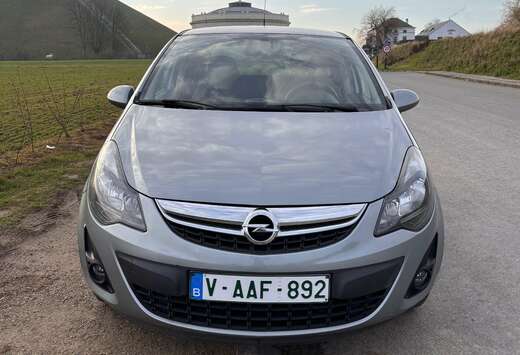 Opel Corsa 1.2i Enjoy