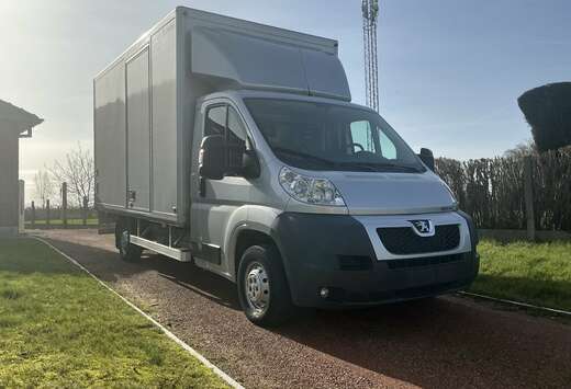 Peugeot 3.0 HDi L4 FAP 20m3 (EU5)