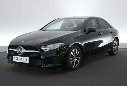 Mercedes-Benz Sedan 180dA Business Solution Essential ...