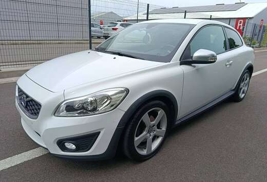 Volvo C30 1.6 D2 R-design