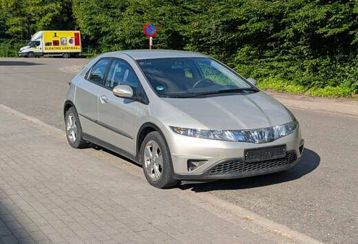 Honda 1.4i Comfort - Airco + Keuring - Parkingssensor ...
