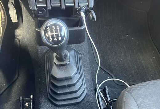 Suzuki 1.5i 4x4 GL