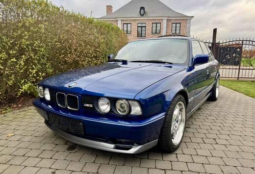 BMW BMW M5 E34 3.8 - 340pk