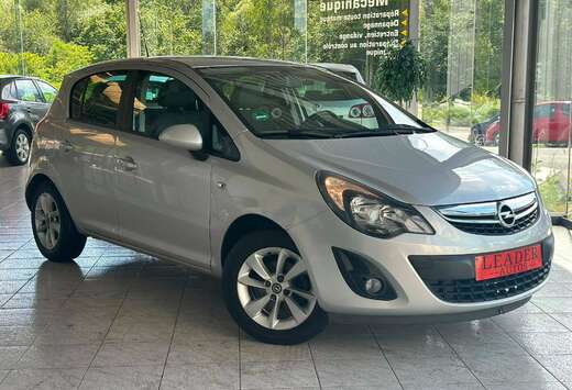 Opel 1.2  ESSENCE 86CV - AIRCO - GPS