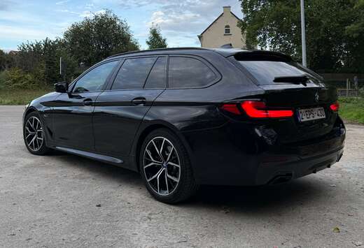 BMW Touring 530e Xdrive M-pakket/laser/headup