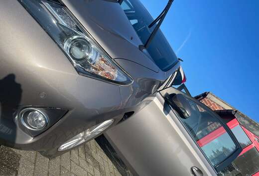 Toyota Auris HEV 1.8i HSD Comfort CVT