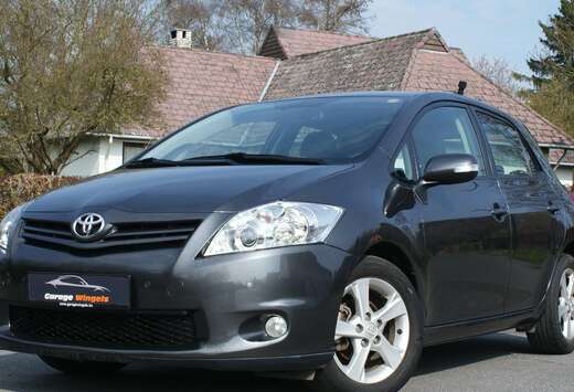 Toyota Auris 1.6i  Maar 50000 KM+OHB TOYOTA ALS NIEUW