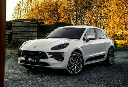 Porsche GTS / PDK / SPORT CHRONO / PANO ROOF / BOSE S ...