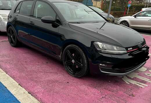 Volkswagen 2.0 CR TDi Highline DSG