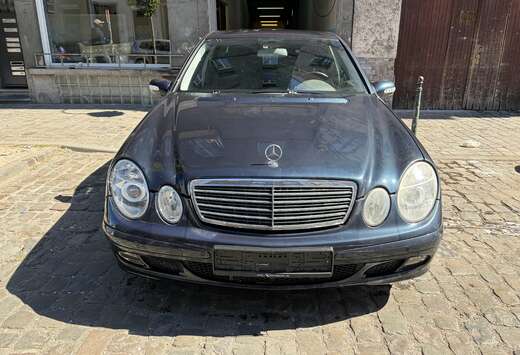 Mercedes-Benz E 240 Avantgarde Full Option voiture be ...