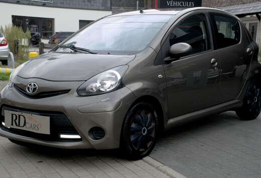 Toyota Aygo 1.0i Active*AIRCO*AUTOMATIQUE*GARANTI 12  ...