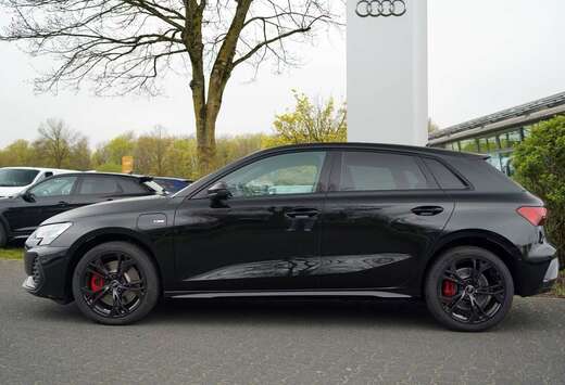 Audi NEW PLUG IN 272PK S-EDITION NAV+/ALCANT/18/BLACK ...