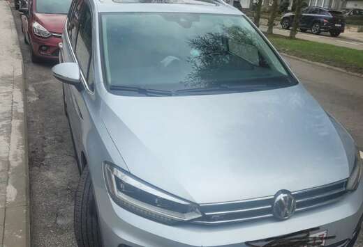 Volkswagen Touran 1.6 TDi SCR Highline DSG (EU6.2)