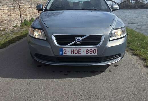 Volvo 1.6 D DRIVe Start/Stop R-design