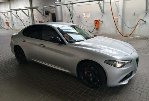 Alfa Romeo 2.2 MJD Sprint ATX