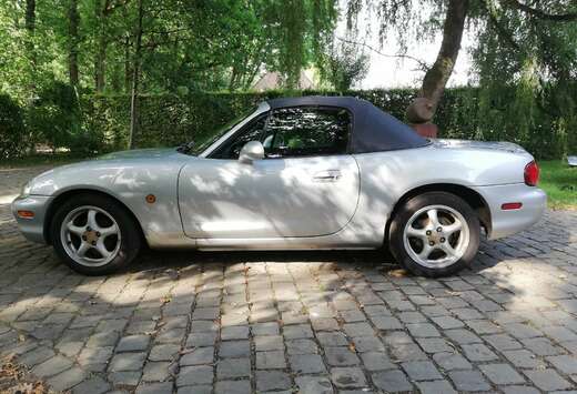 Mazda 1.8i 16v Sport