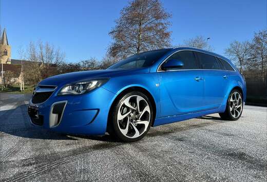 Opel 2.8 V6 Turbo 4x4 Sports Tourer OPC