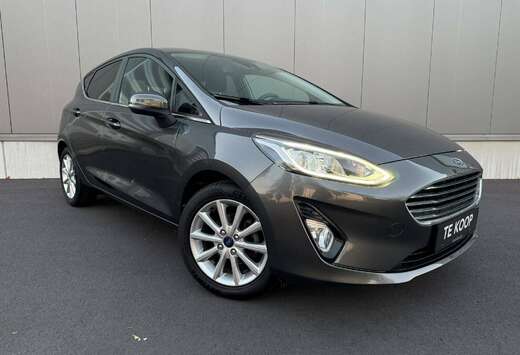 Ford / BENZINE / TITANIUM / PDC / LED / TOPSTAAT / GA ...