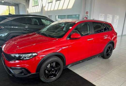 Fiat Tipo SW Cross 1.5 Hybrid Red DCT