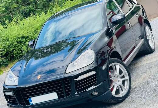 Porsche Cayenne Turbo 4.8 Turbo V8 Tiptronic S