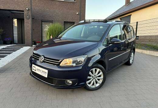 Volkswagen 1.6 CR TDi Highline Automaat - Navi - Pano